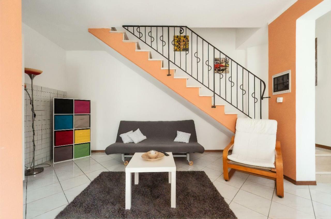 לוקה La Casina Gialla Independent House - Near The Walls מראה חיצוני תמונה